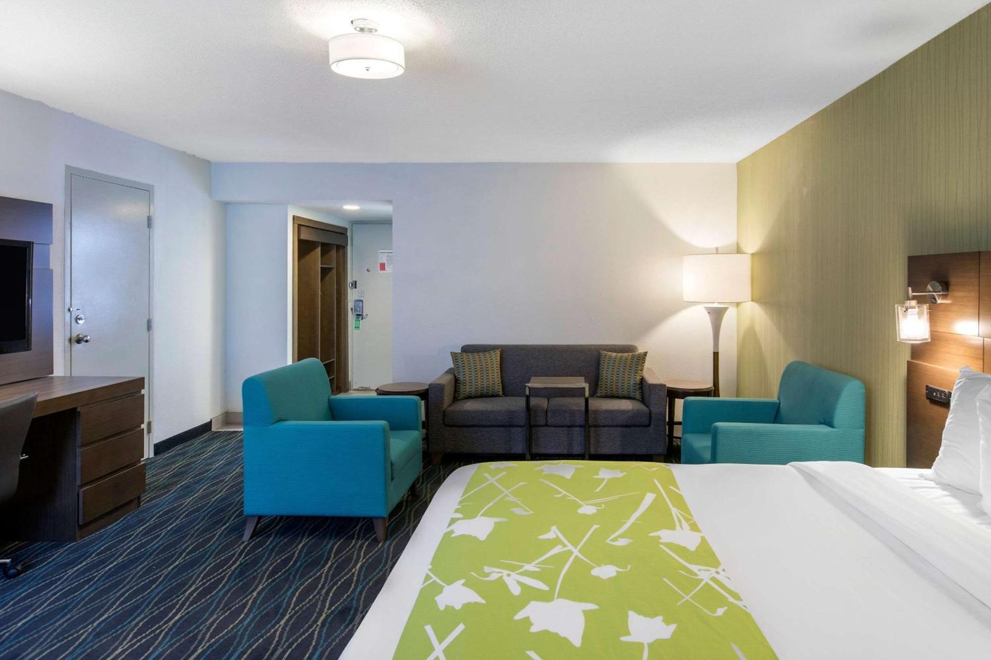 Radisson Hotel Grand Rapids Riverfront Exterior foto